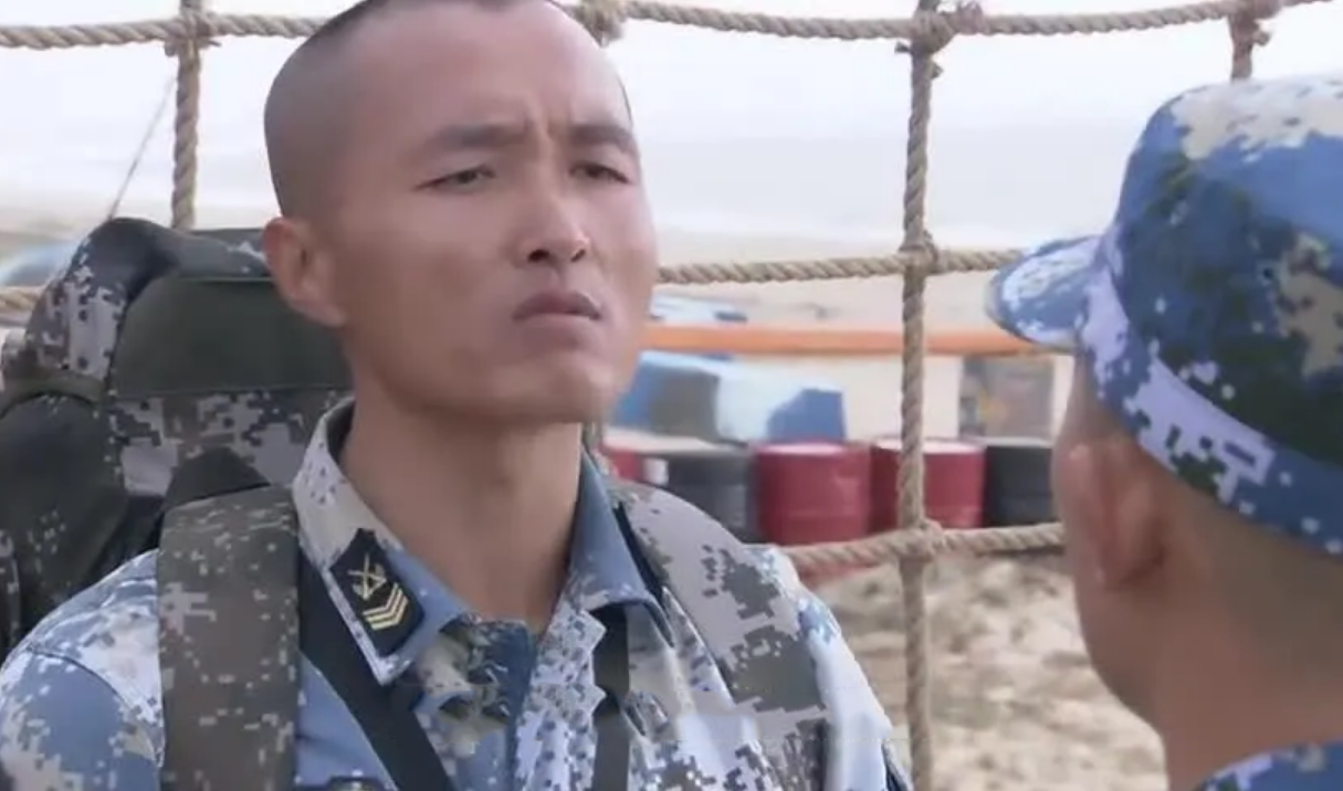 经典军旅剧《火蓝刀锋》：12位让人印象最深刻的角色