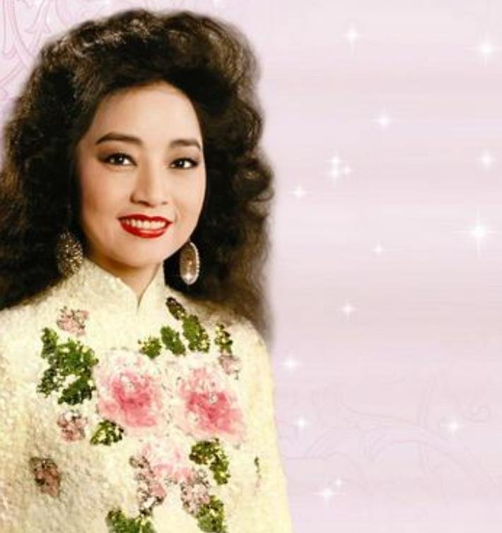 "香港之莺"徐小凤:74岁宝刀未老,她的隐退是娱乐圈的"悲哀"