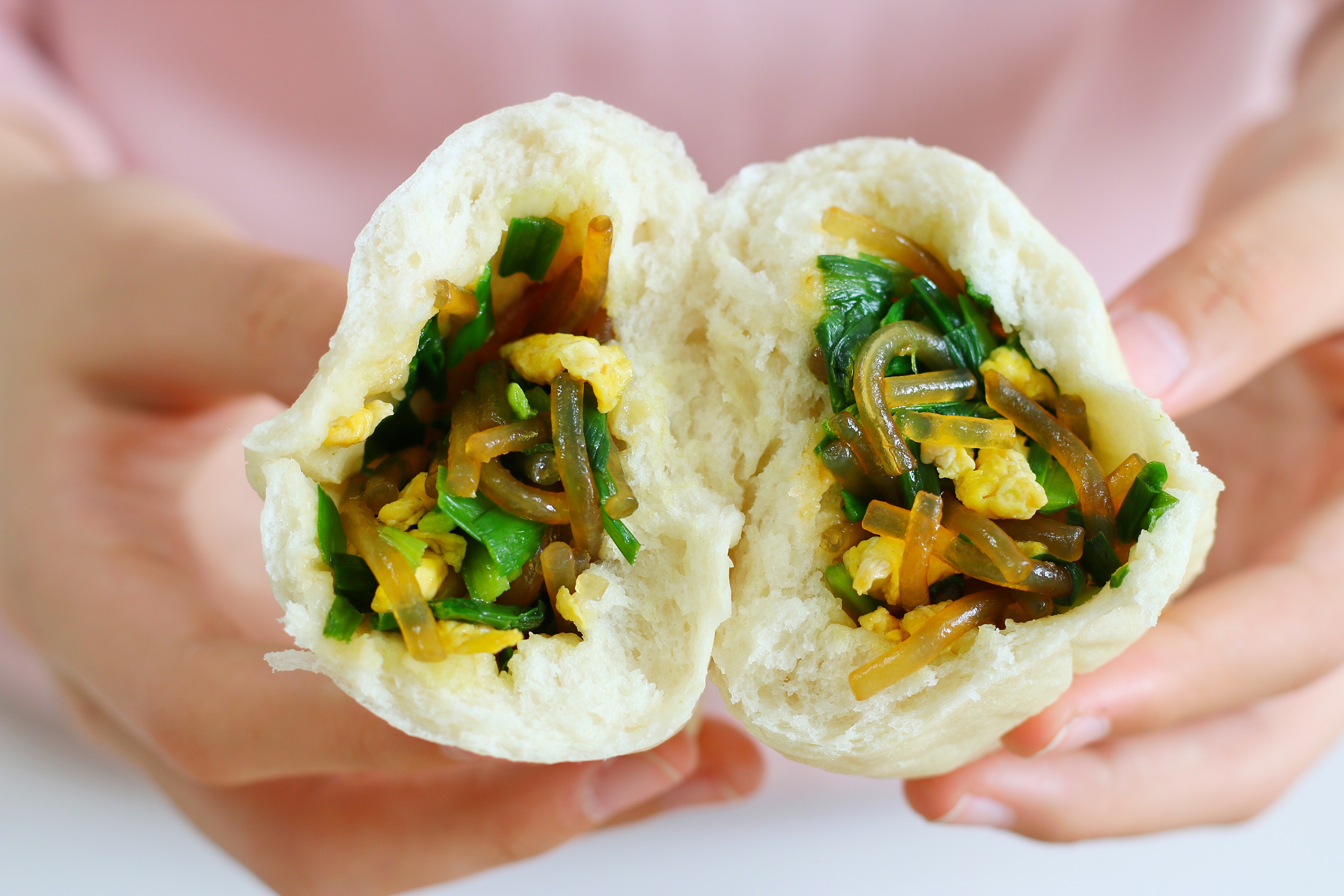 蒸韭菜包子，记住8分钟，韭菜碧绿不变色，包子好看又好吃