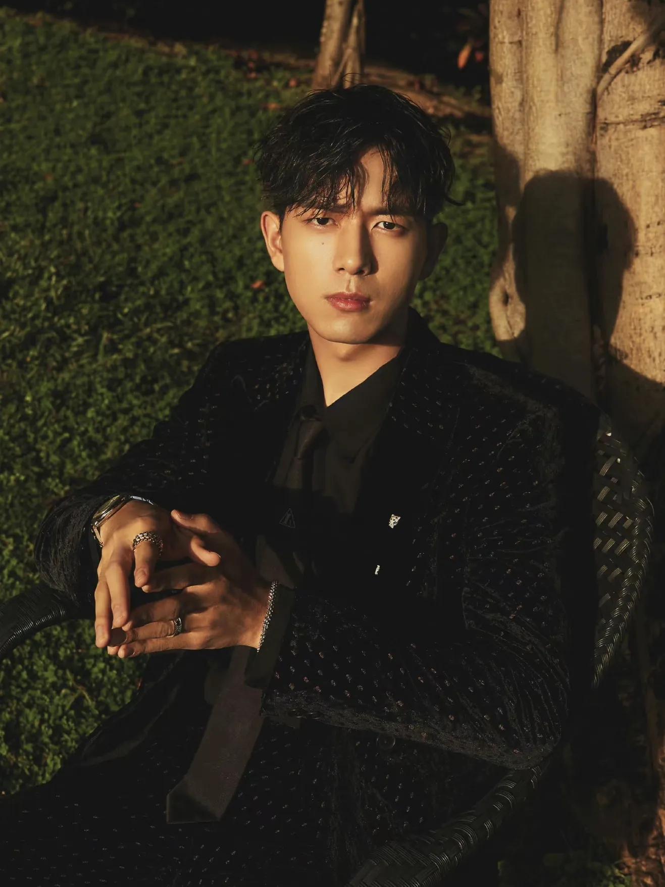 李现为什么李现卷发还可以这么霸总,以为羊毛卷可以让