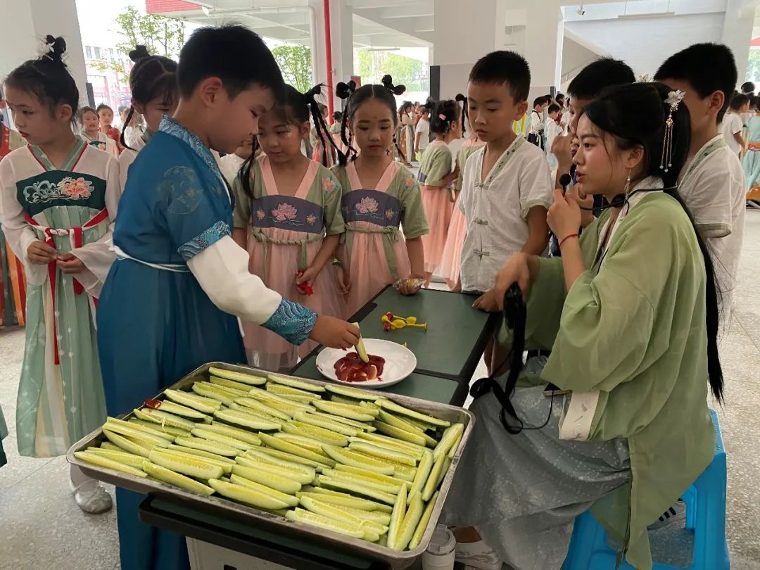 成都市双流区棠湖小学（南区）开展“我们的节日—端午”系列活动