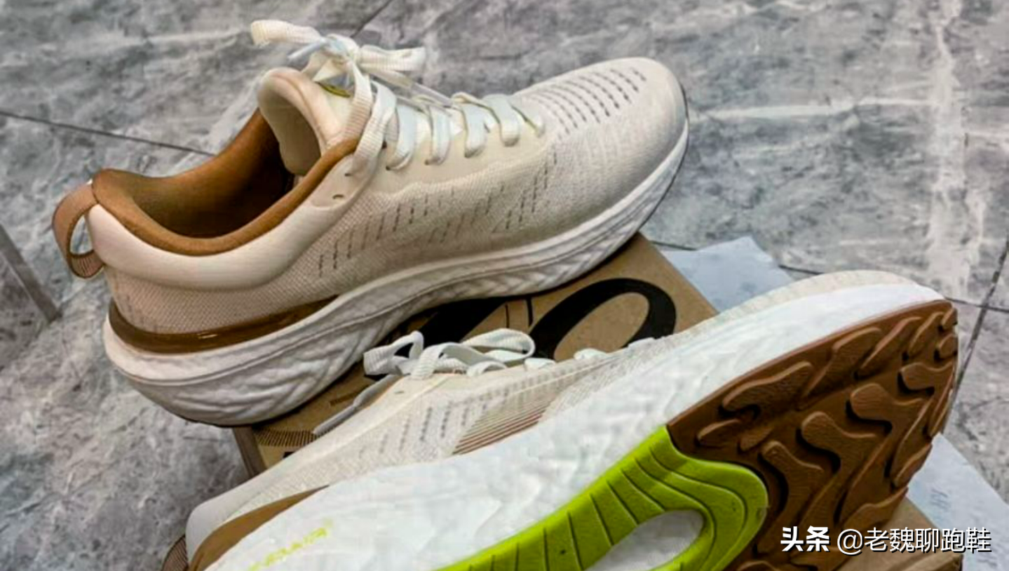跑鞋中的5大“缓震王”！顶级缓震黑科技加持，踩屎感满满