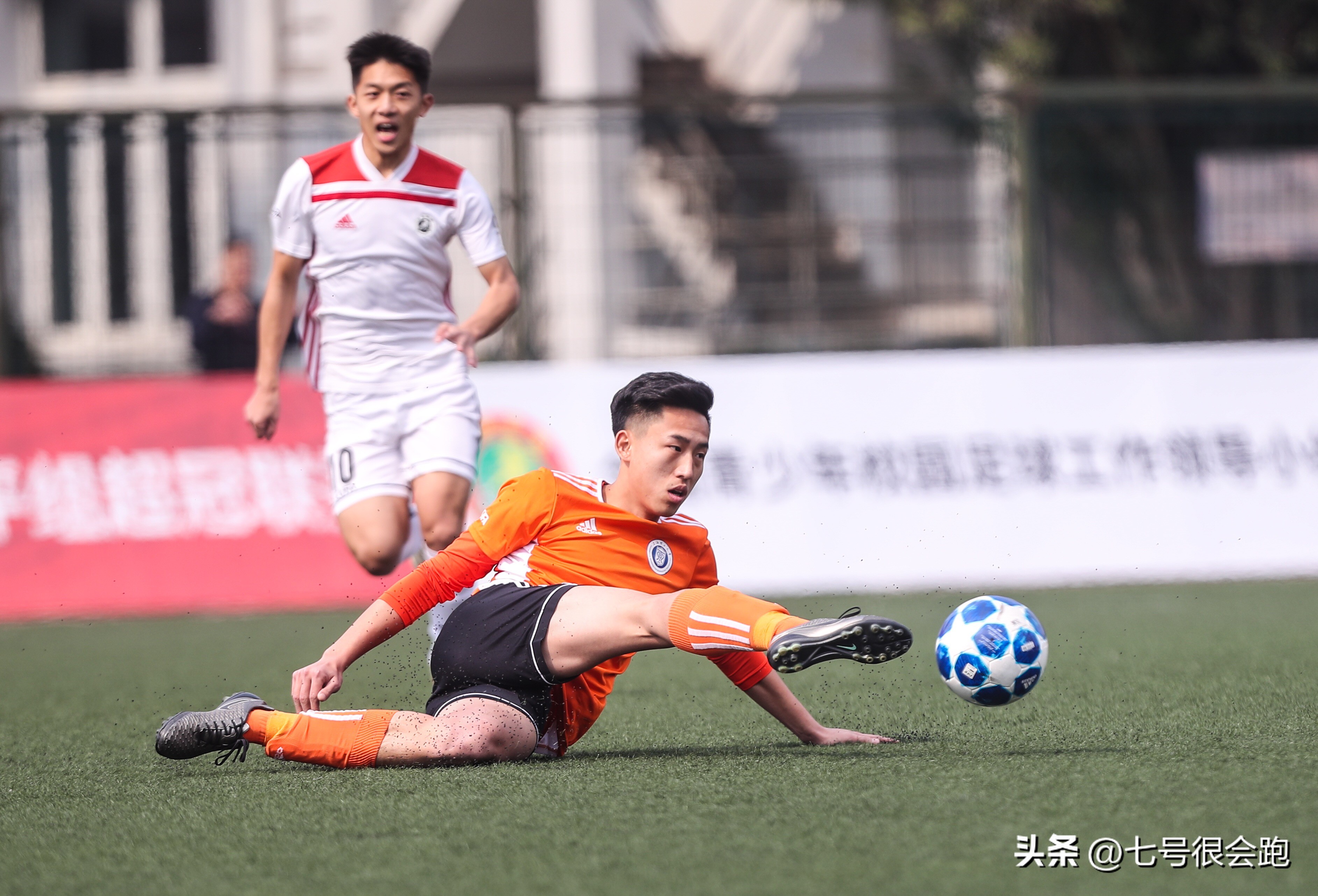 废墟上的中国青少足球，恒大青训终于爆发！广州恒大派出两支队伍