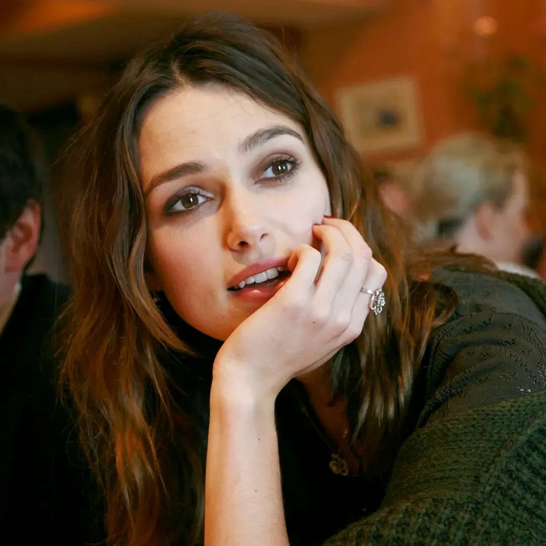 加勒比少女——白羊座凯拉-奈特利_达一风水网