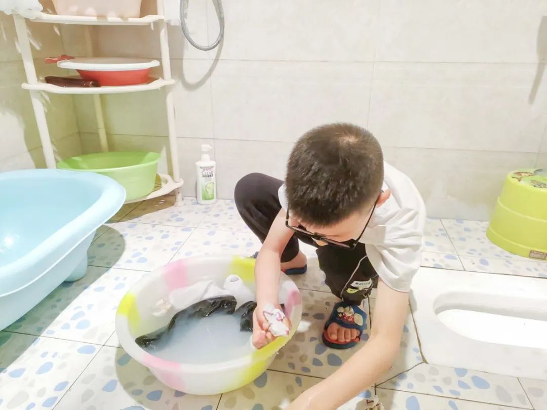 永安小学开展“弘扬劳动精神，传承中华美德”主题综合实践活动