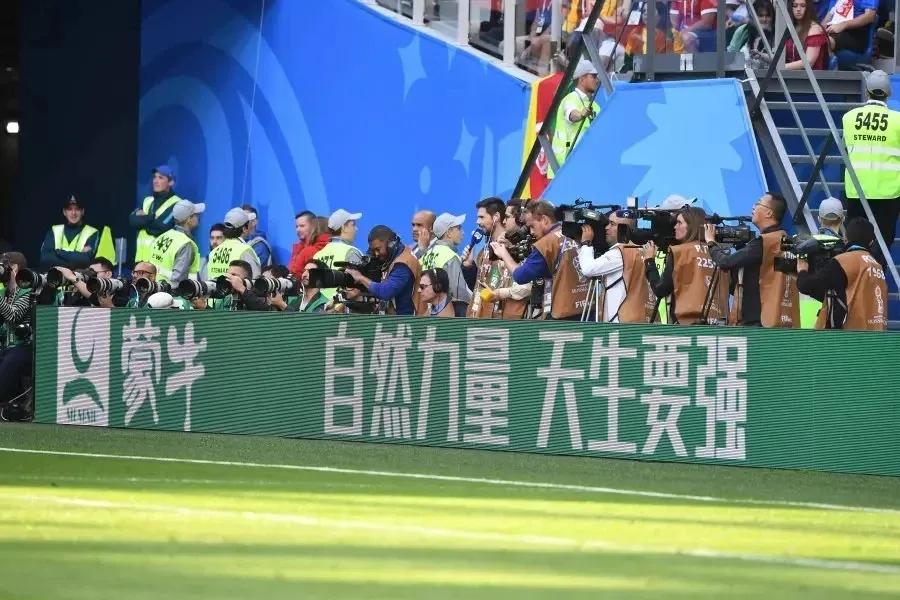 世界杯为什么全是中国广告（世界杯上铺天盖地的中国广告，到底要花多少钱？）