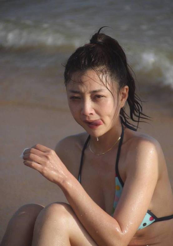 人虫儿电视剧(娱乐圈的“半老徐娘”，到中年事业再翻红，真是身材迎来的事业？)