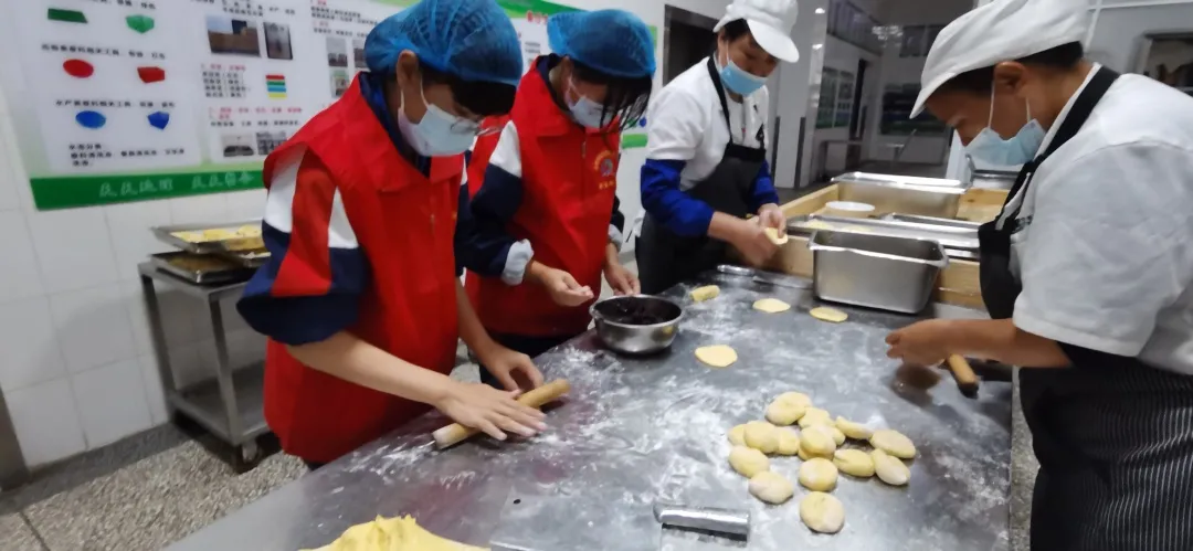 271教育丨冻土豆、炒冷面，原来是这种味道......