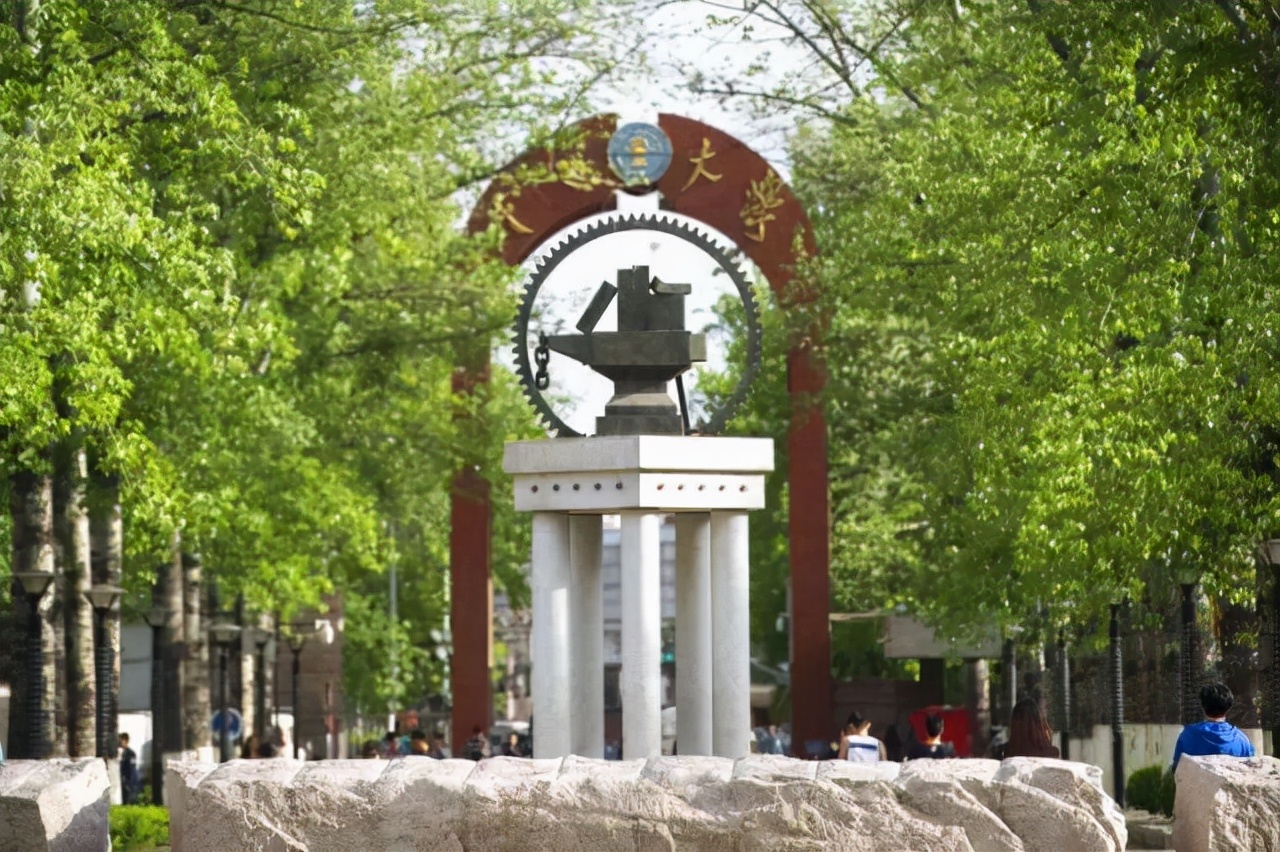 实力太强！不少考生宁愿放弃985，也要选择这10所“头部”211高校