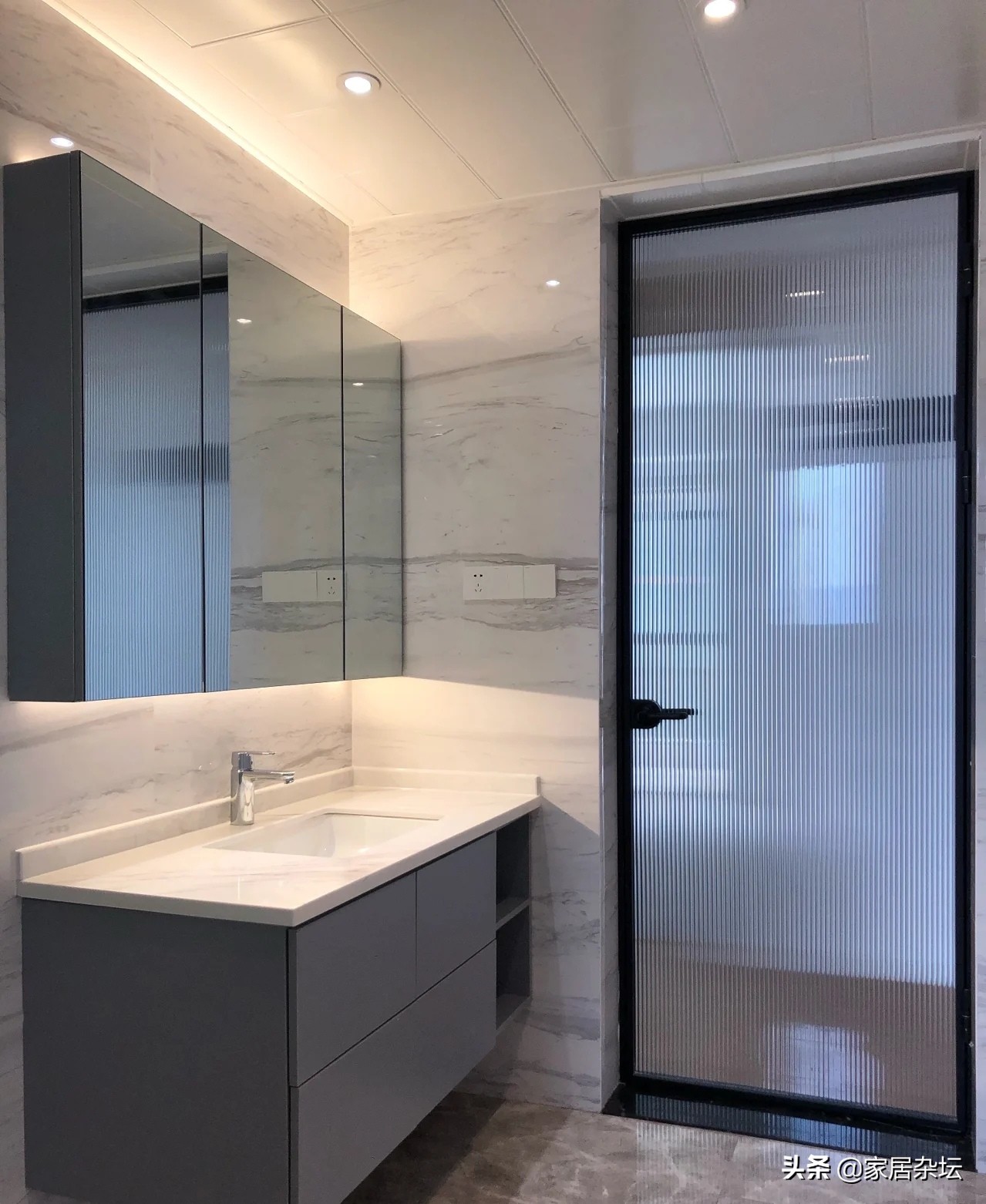 4平米卫生间装修多少钱(卫生间装修) - 价格百科