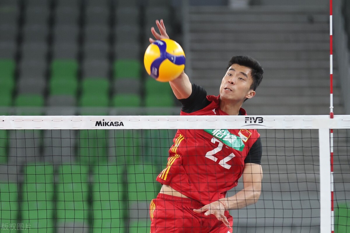 世锦赛积分榜！中国男排垫底收官，亚洲两强战夺冠热门争八强席位