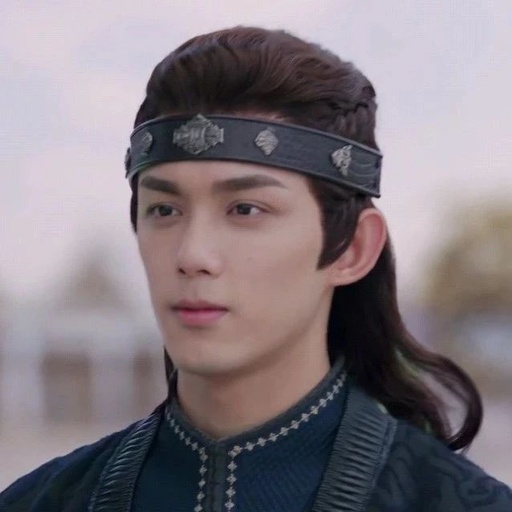 抹额造型别乱用，有人冷峻洒脱，有人呆萌可爱，关键还得脸型扛