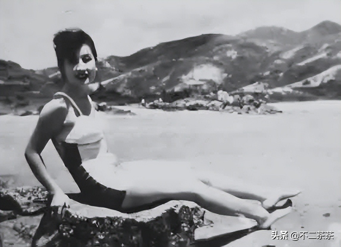 她是当时上海滩五大歌后之一，老年时感叹：婚姻几乎毁了我