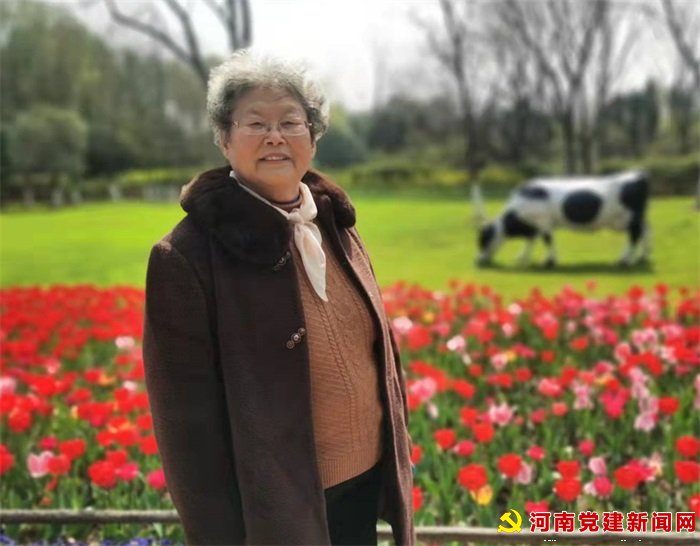 情谊重如山（全文）