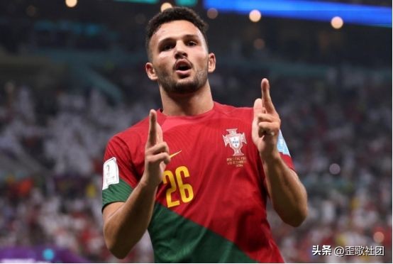 足球进6个叫什么（十万部冷知识：足球赛中进三个球为什么叫帽子戏法？）-华海博客