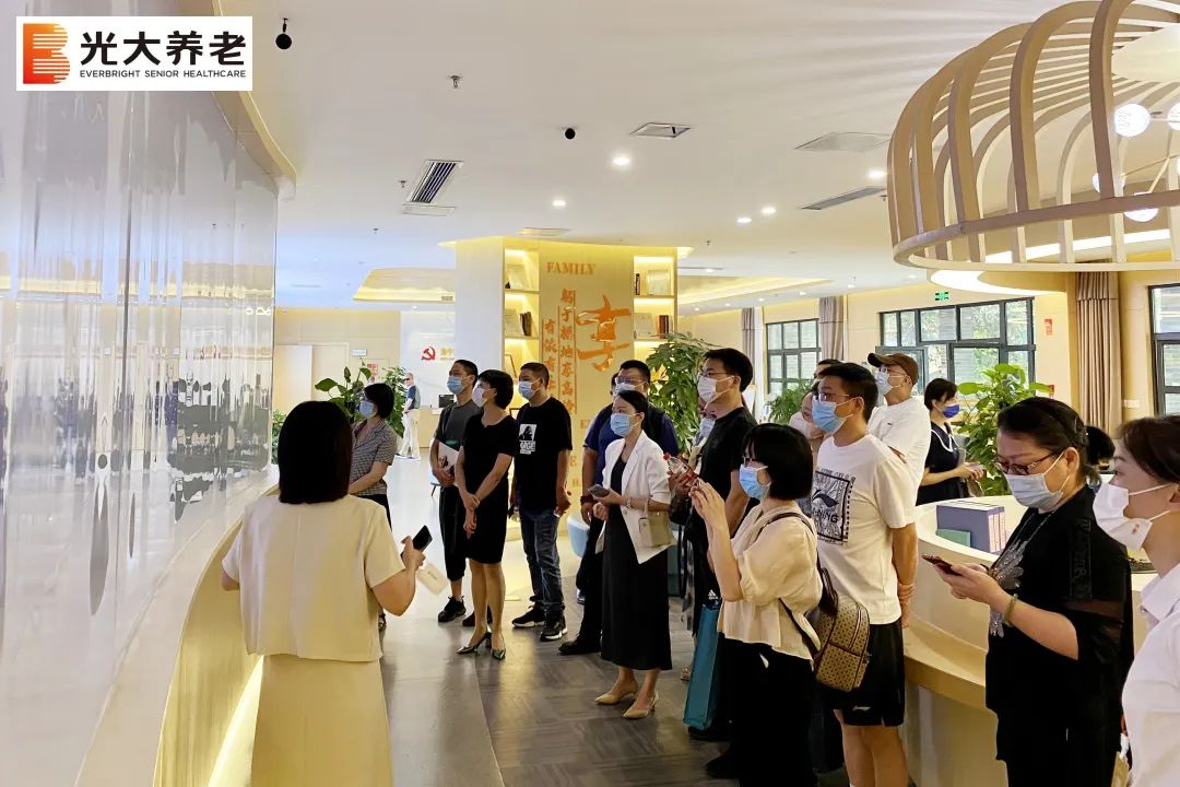 浙江省丽水市养老行业精英人才专修班莅临伟德国际1946bv官网参观交流