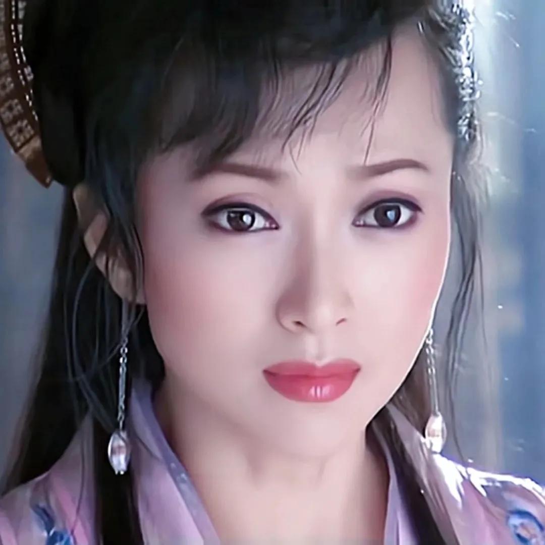 《神雕侠侣》杨幂饰演的郭襄63.《神雕侠侣》傅淼饰演的公孙绿萼64.