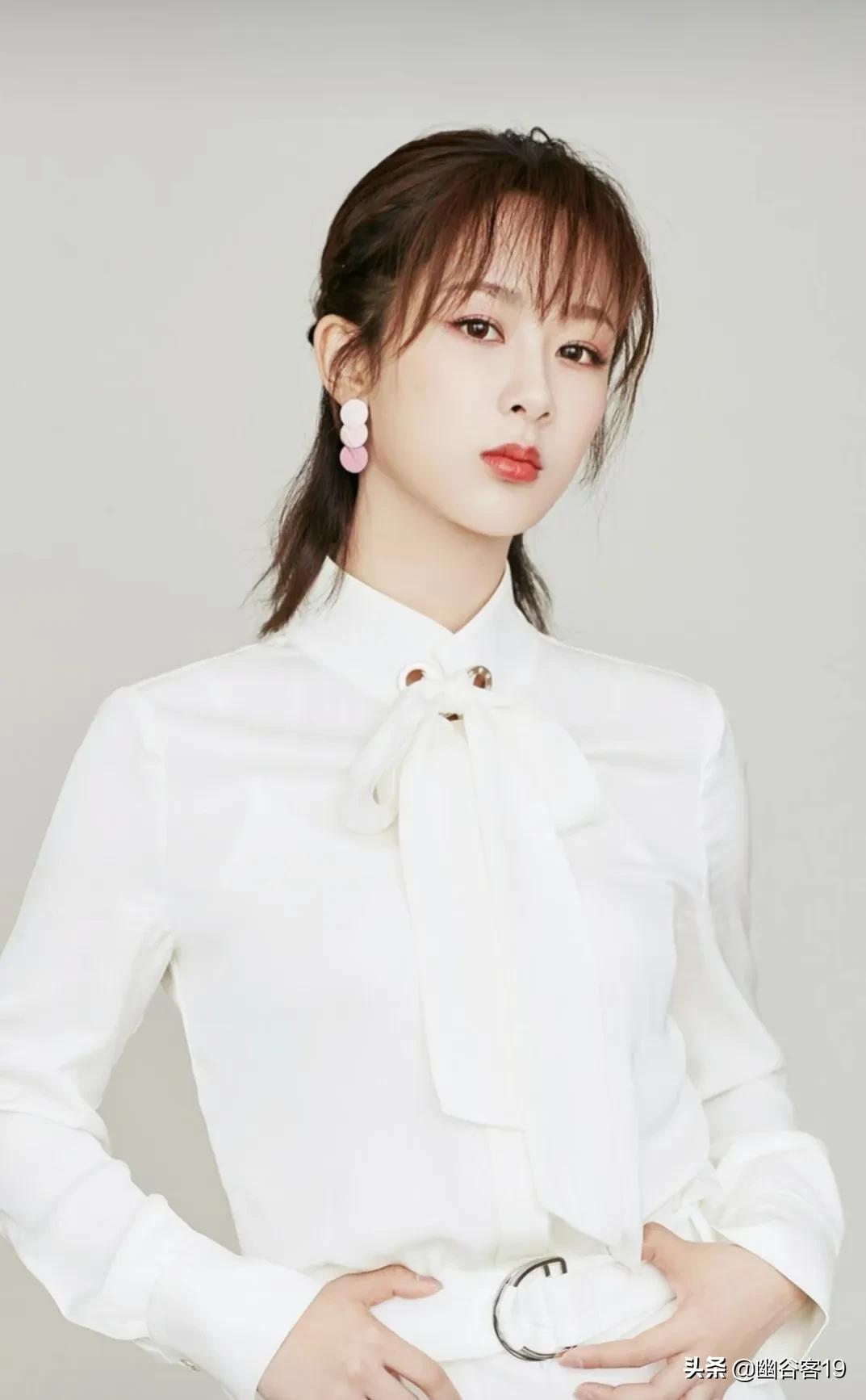 杨紫，欢乐颂的邱莹莹