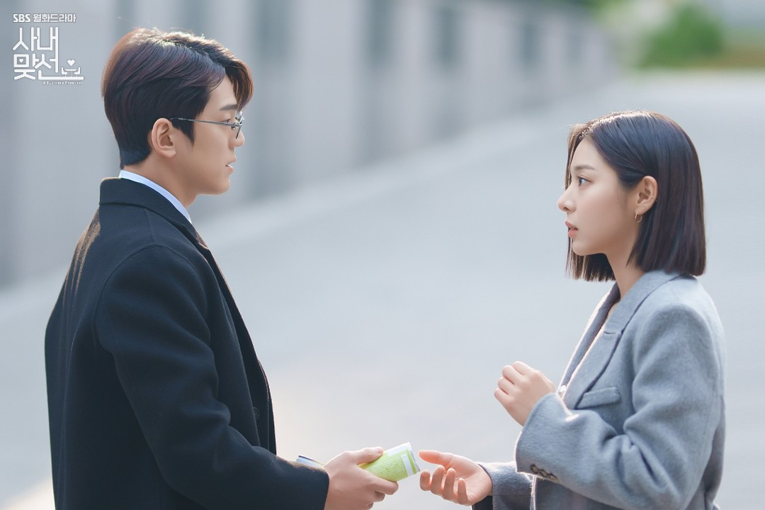 网议最爱的「韩剧副线cp」,《鬼怪》李栋旭&刘寅娜最难忘