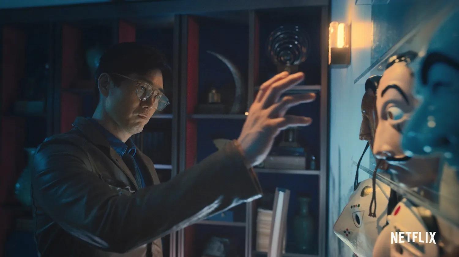 [纸钞屋:韩国版] 即将开播，河回面具+红色连体衣，打造抢劫新格局