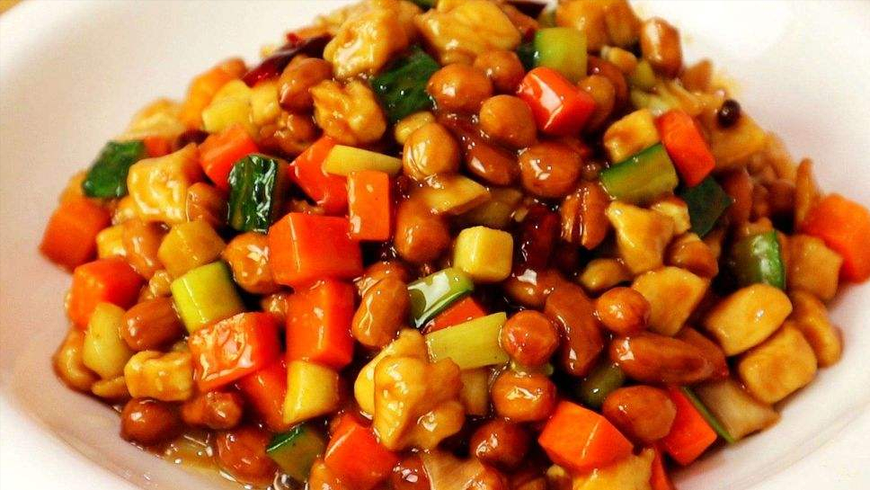 成都十大特色美食，看着都流口水吃起来更香，夫妻肺片仅排第三？