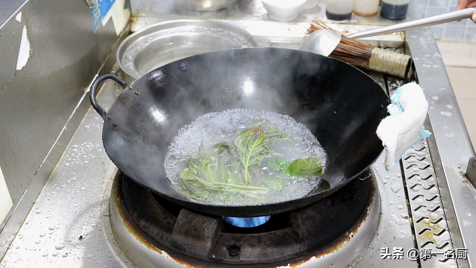 春天干燥易上火，建议多吃6种降火食物，做法简单又营养，真好吃
