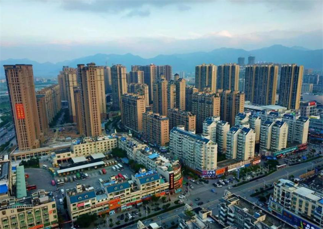 天网恢恢：20亿身家四川富豪死于非命，多年后雷晓伟团伙终被严惩