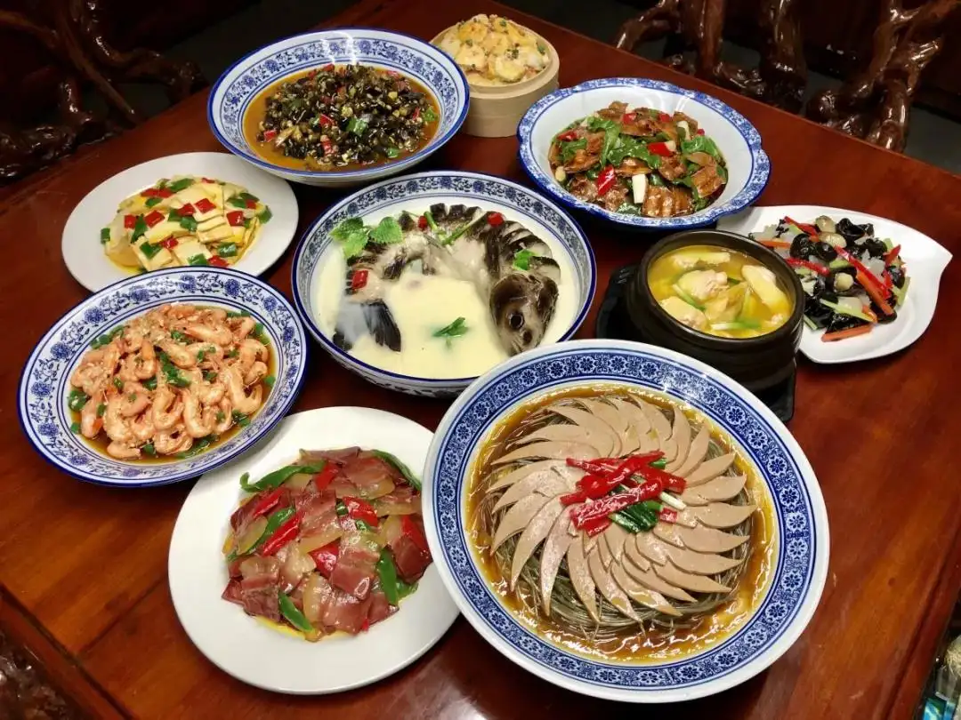 浙江有什么好吃的(浙江最有名的9种名小吃，每种都是浙江人的心头爱，你吃过几种？)