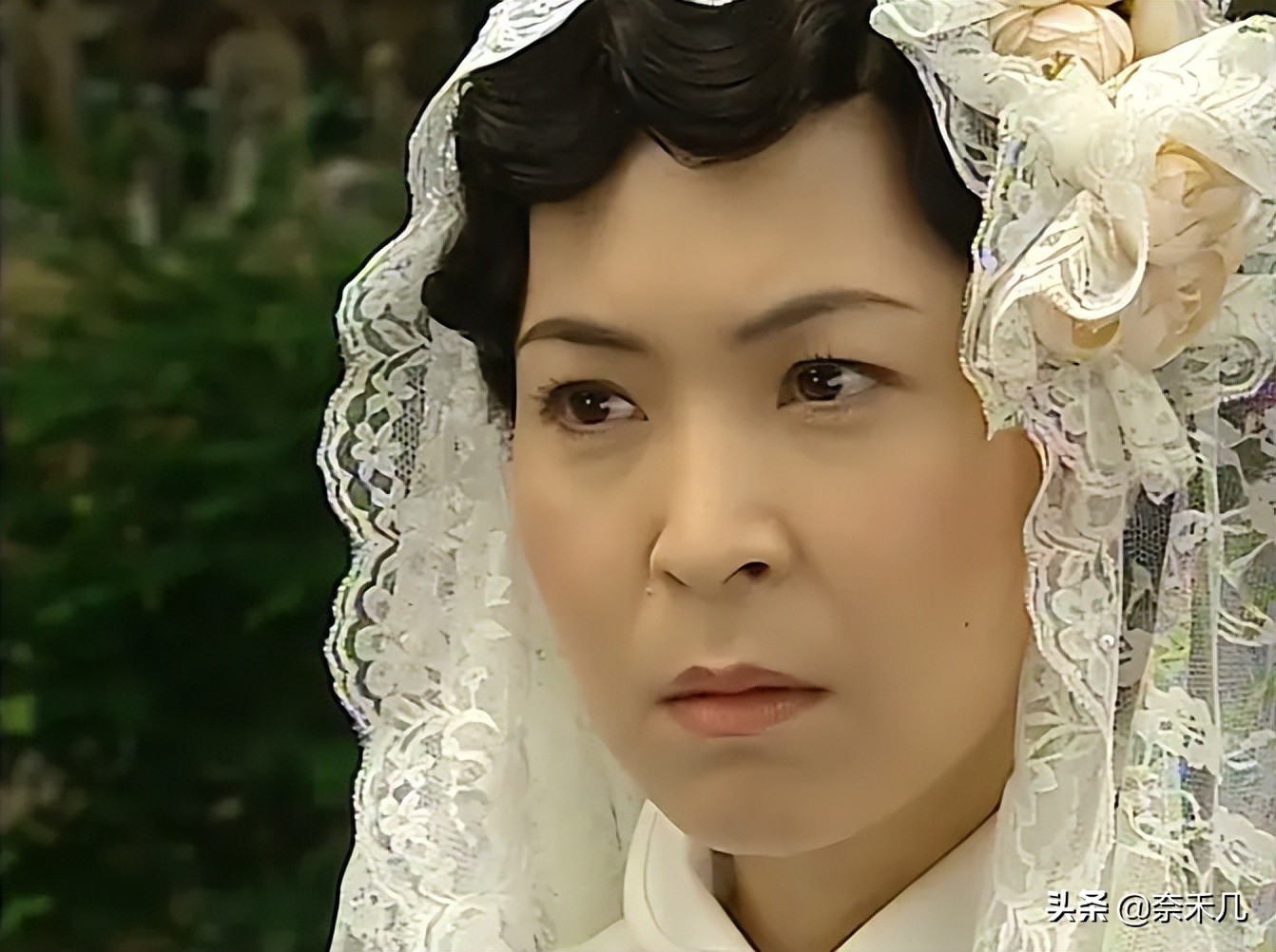 女主苏玉华,也就是《刑事侦缉档案》里金枝的扮演者.