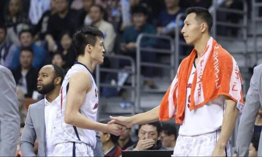 周鹏为什么没去nba（错怪杜锋了！周鹏离队并非因为薪资待遇，朱芳雨曝光这点才是真因）