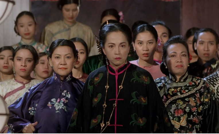 宛琼丹:初恋背叛,挚爱患癌离世,与富豪老公险离婚,如今怎样了