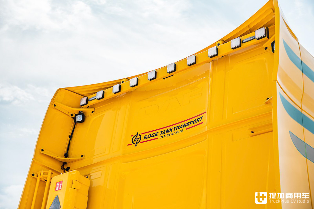 达夫XG 真会整活（这台很黄很暴力的达夫XG+牵引车，运输危化品的，配置也这么好？）