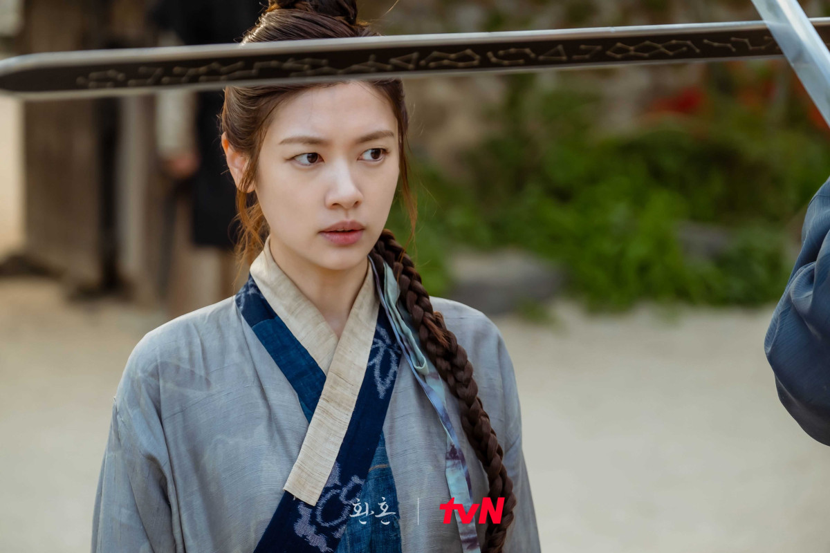 近期热播韩剧话题度出炉：《医法刑事》第八，《魔咒的恋人》前五