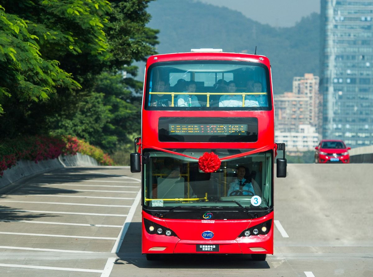 400 台纯电动客车投运泉城 比亚迪携手济南公交打造绿色出行新名片
