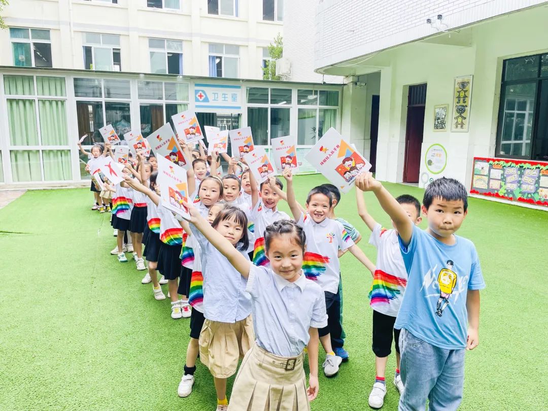 少年心向党 入队争先锋｜永安小学举行一年级分批入队闯关活动