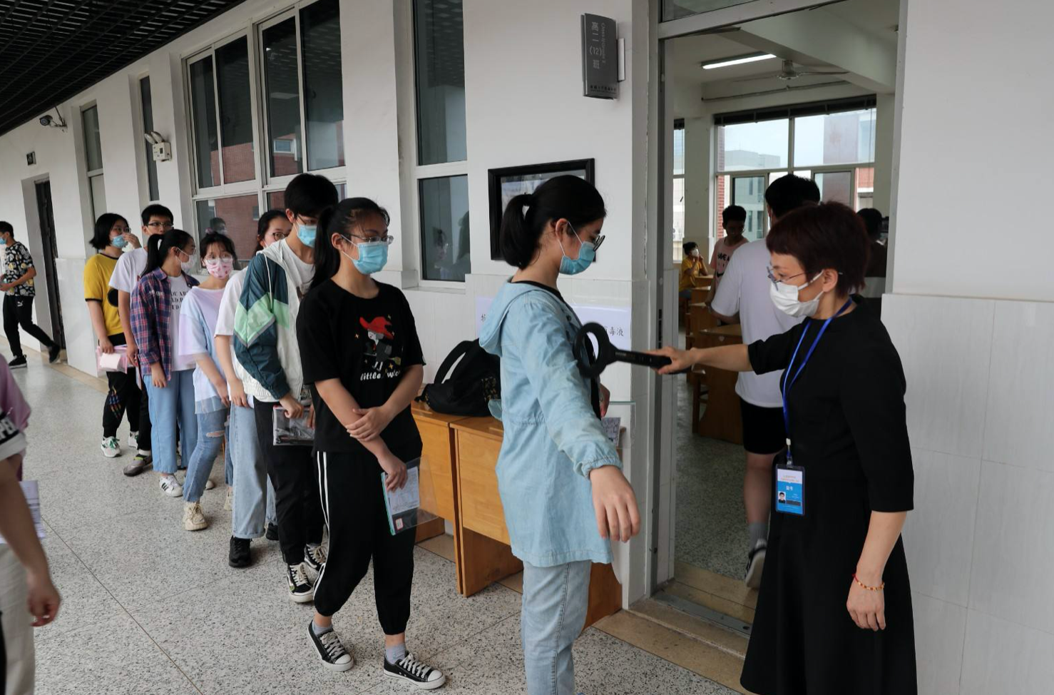 高考“无声考场”规定有调整，学生不能戴有框眼镜？要提前了解