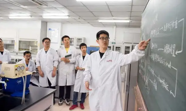 理工科学生，报什么专业有“钱途”，专业“钱景”榜单了解一下