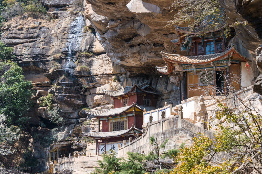 中国十大热门旅游城市，看看你所在的城市有没有上榜