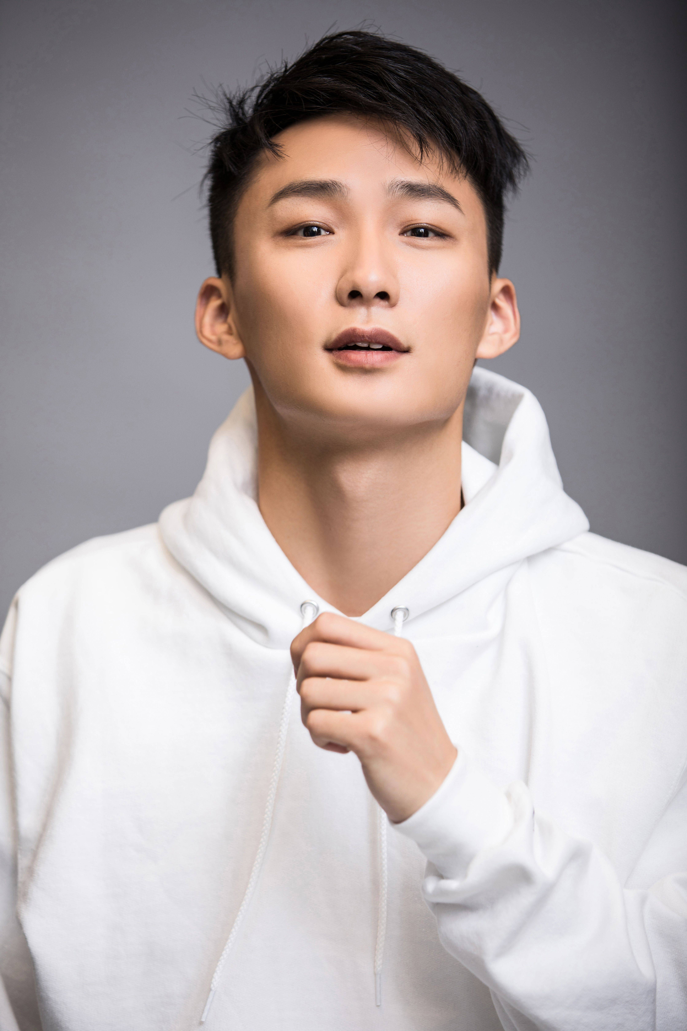 从《爱情公寓5》到《破事精英》多面演员张一铎演技引共鸣