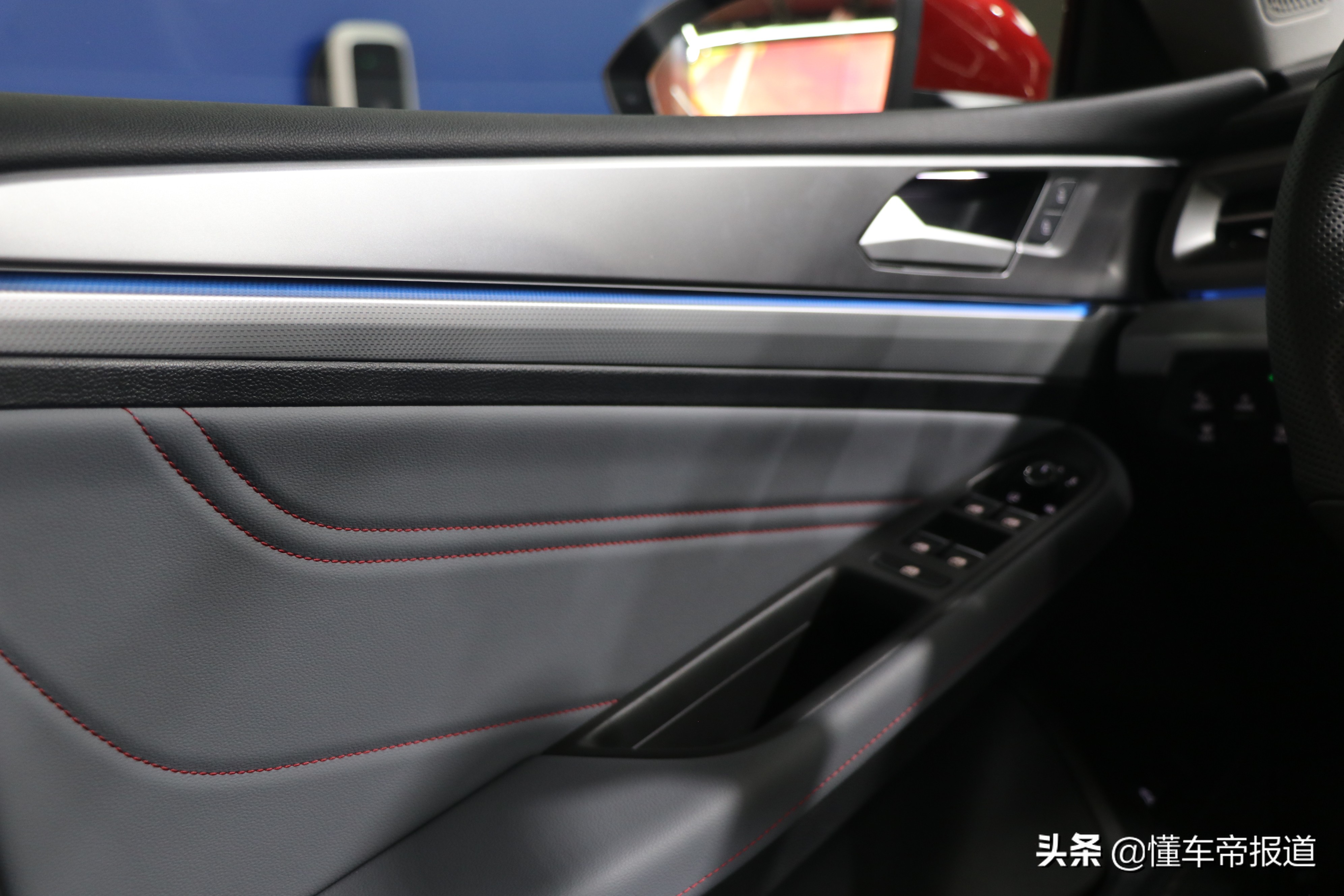 新车｜无框车门、掀背设计，一代凌渡L静态体验