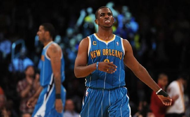 但当时的保罗进入nba才3个赛季只能算是联盟的新人,带领黄蜂队带出56