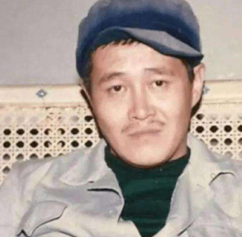 同是赵本山的种，把前妻女儿和后妻女儿一对比，差距一目了然