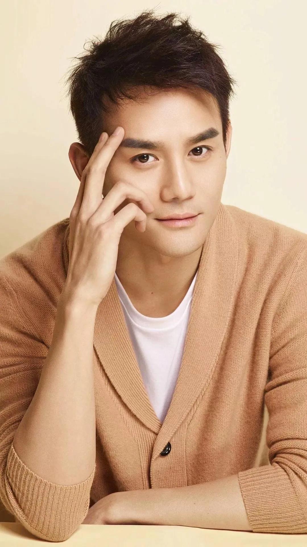 英雄不问出处：明星出道前，都是干啥的？