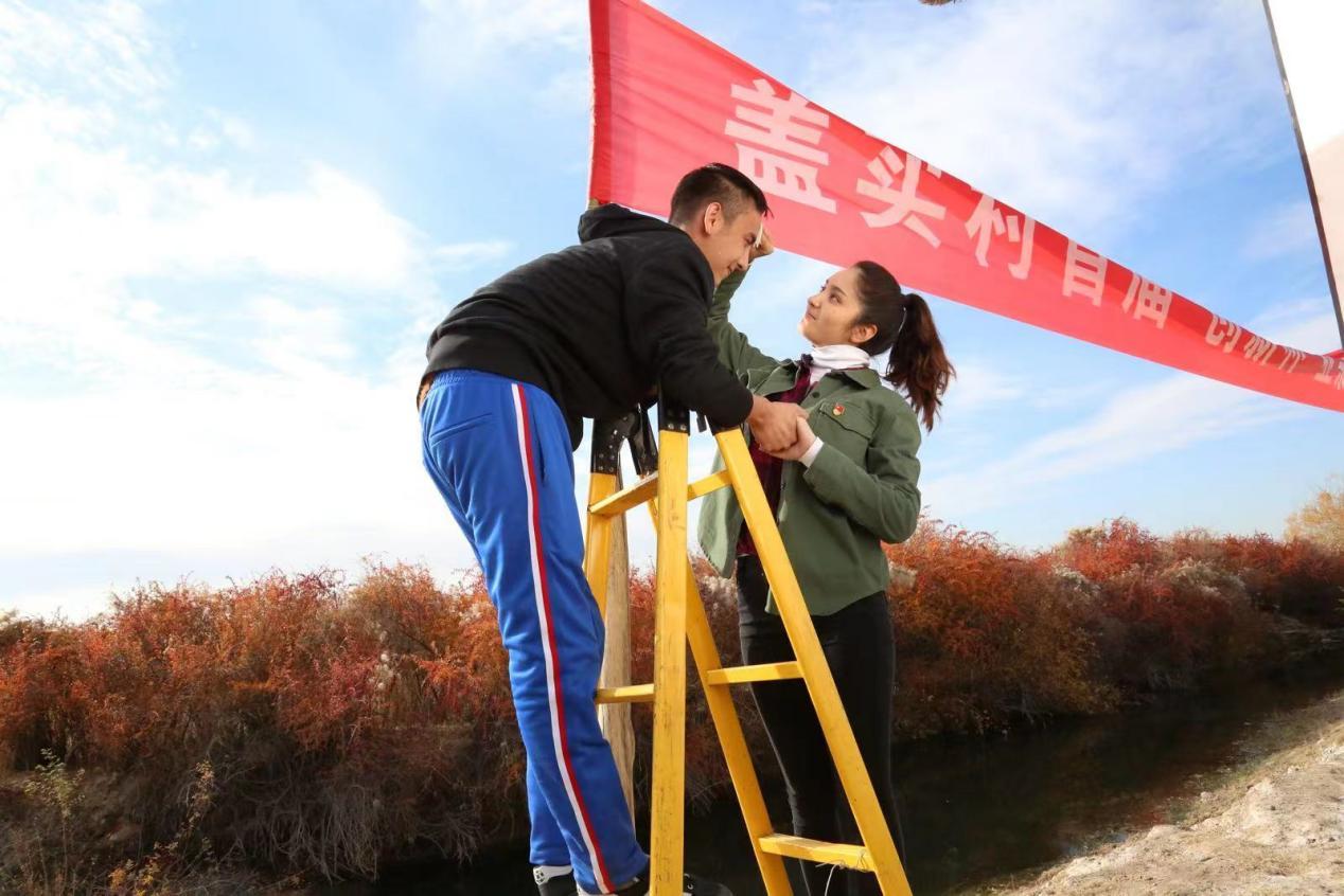 改编自报告文学的《杰米拉》挥出了两记现实主义重拳