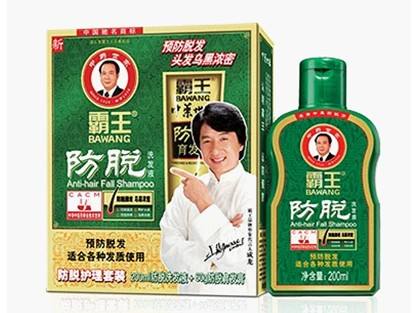 其实,这只是洗发水生产过程中的残留物,所有的洗发水都存在这个现象