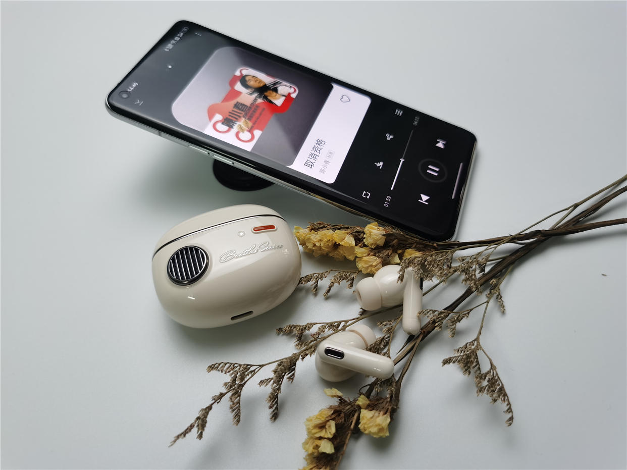 当音频大厂认真起来--漫步者Retro Pro降噪耳机开箱