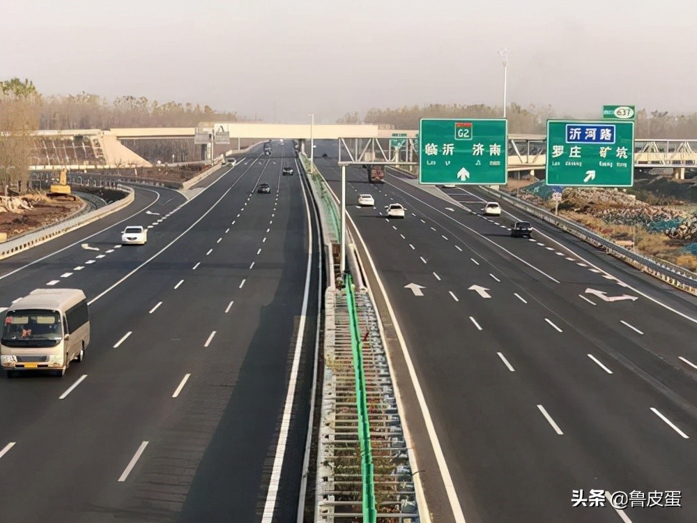 适时建设沂州路等公交专用道 研究京沪高速(市区段)鲁Q小客车免费