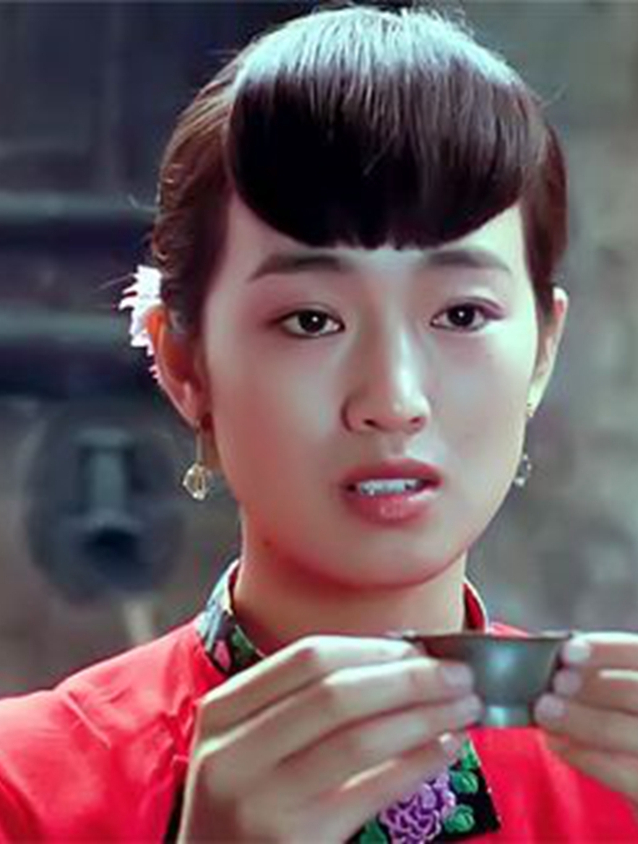 她的努力和张艺谋的偏执,打造出的《红高粱》,将柏林国际电影节大奖