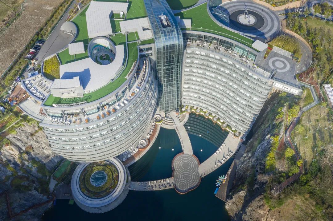 房企巨头世茂集团“爆雷”：10亿美元公募债券未能偿还，已构成违约