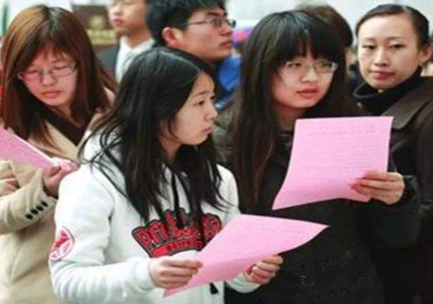 大学生毕业后才发现，理科生求职时竟如此吃香，让文科生很扎心